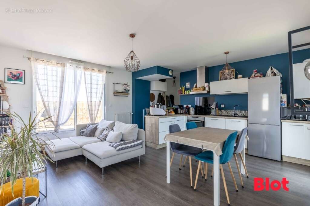 Appartement à LE RHEU