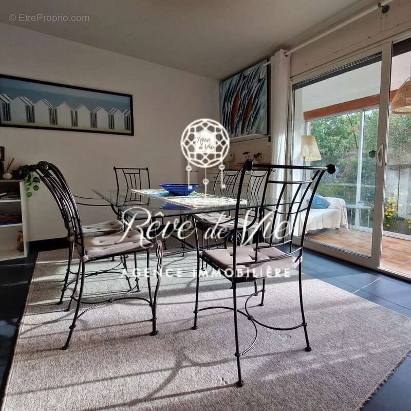 Maison à BORMES-LES-MIMOSAS