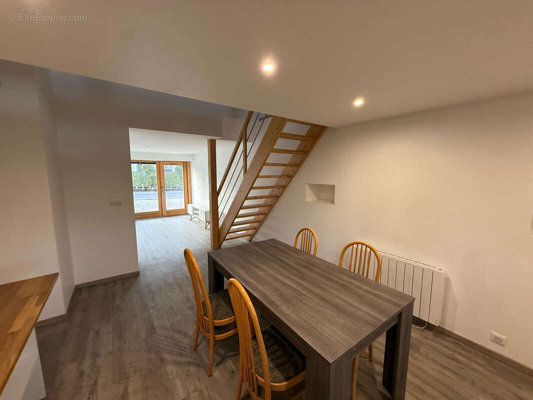 Appartement à CHARVONNEX