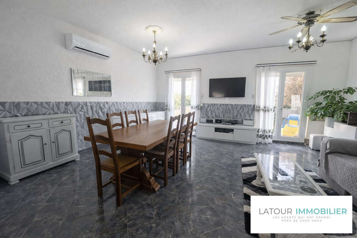 Maison à L'ISLE-D'ABEAU