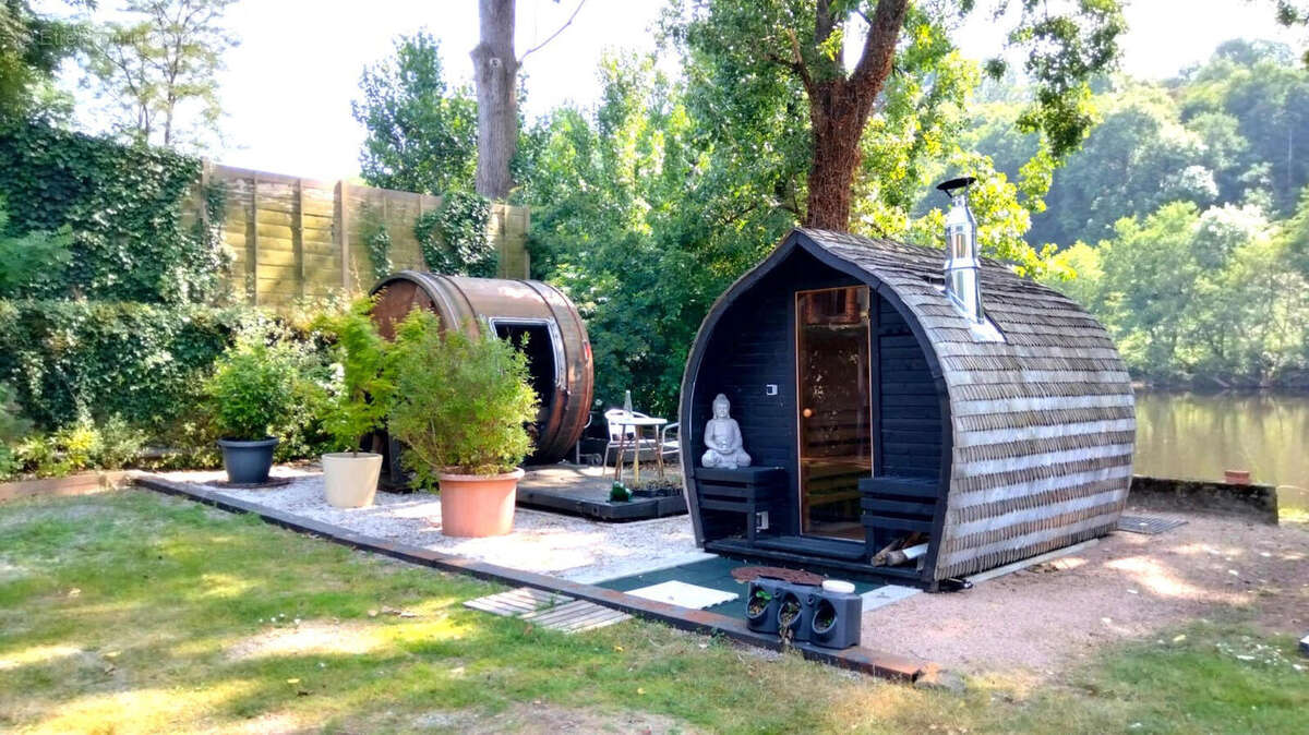 SAUNA - Maison à SAINT-JUNIEN