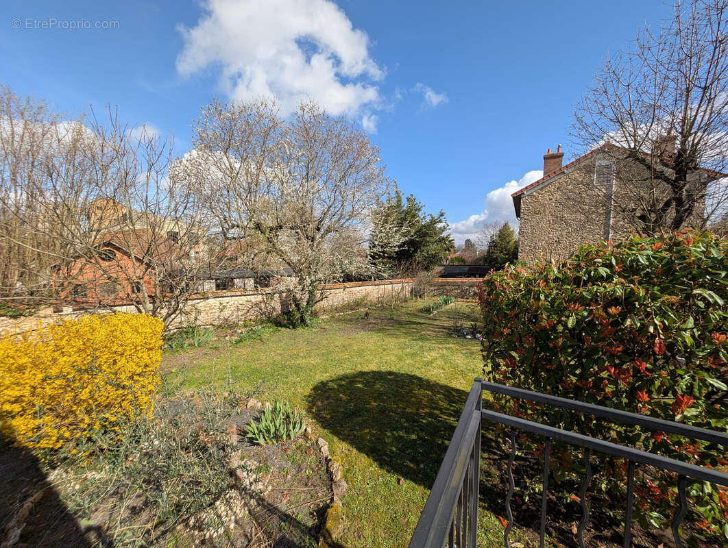 Maison à CORBEIL-ESSONNES