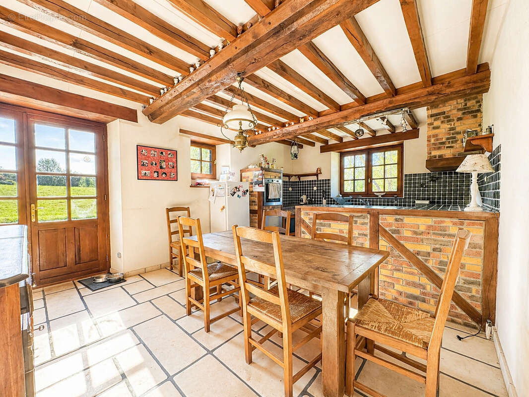 Maison à TILLY-SUR-SEULLES