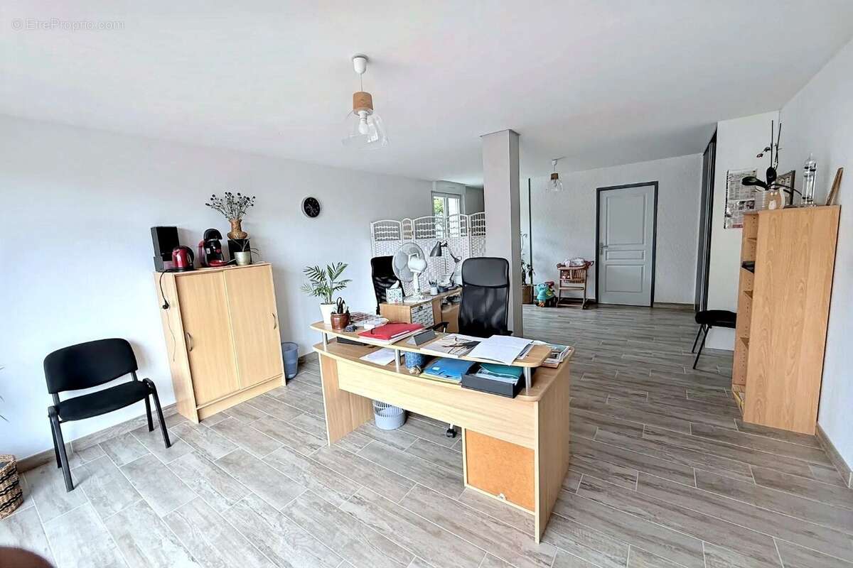 À vendre  Propriété de caractère avec grange d'exception à Vallons de l'erdre - photo 7