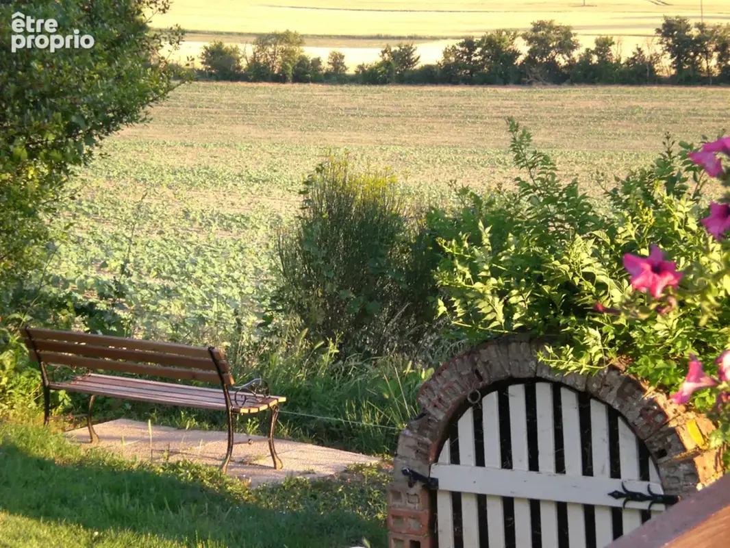 Dpt Haute Garonne (31), à vendre SAINT JULIA maison P8 de 287 m² - Terrain de 4680  - Plain pied - photo 9