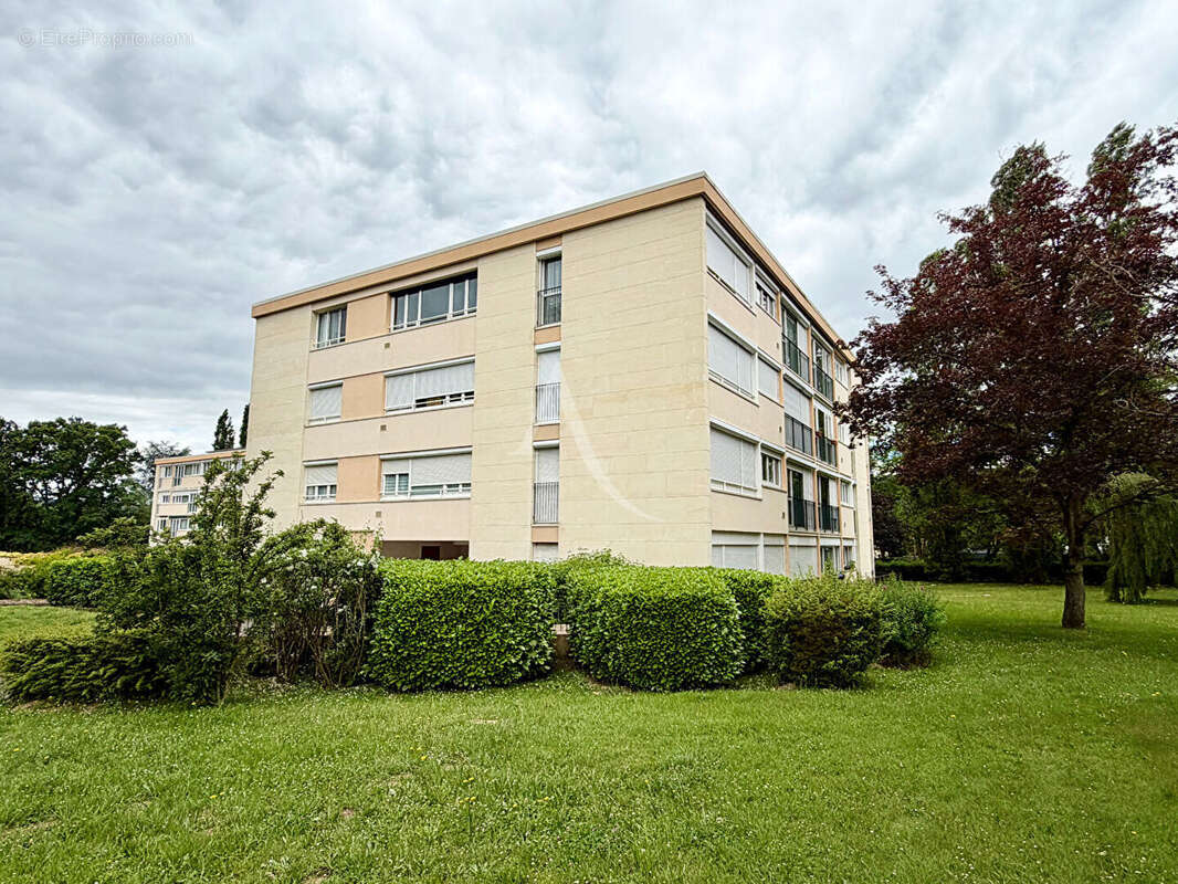 Appartement à GIF-SUR-YVETTE