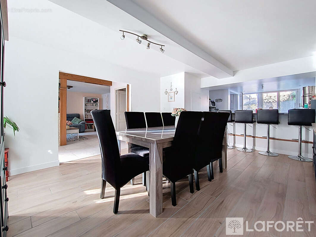 Appartement à CHEMILLE