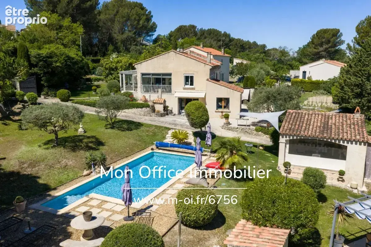 Référence : 6756-PAN. - Maison 6 pièces de 143 m² à Éguilles - photo 3