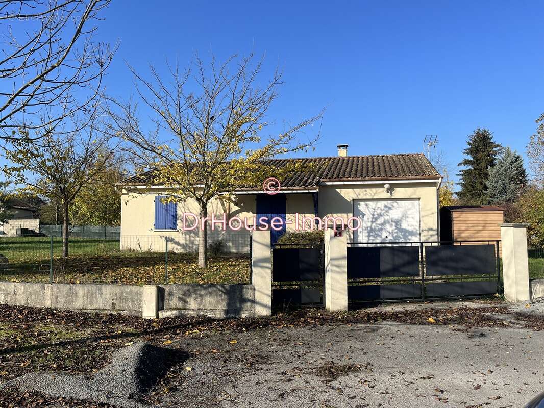 Maison à SAINT-LAURENT-DES-VIGNES