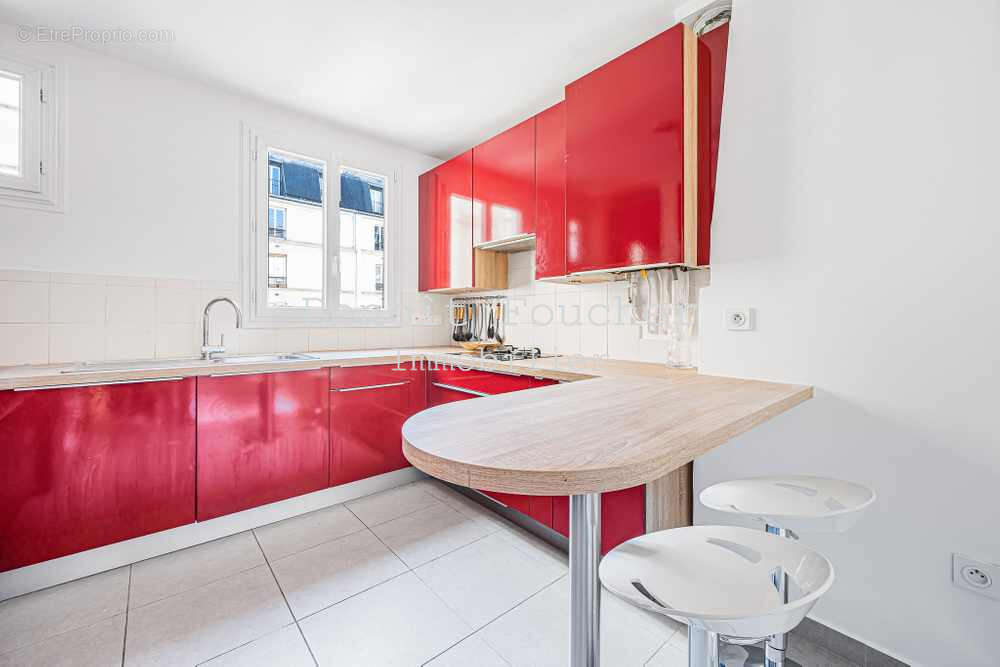 Appartement à PARIS-10E