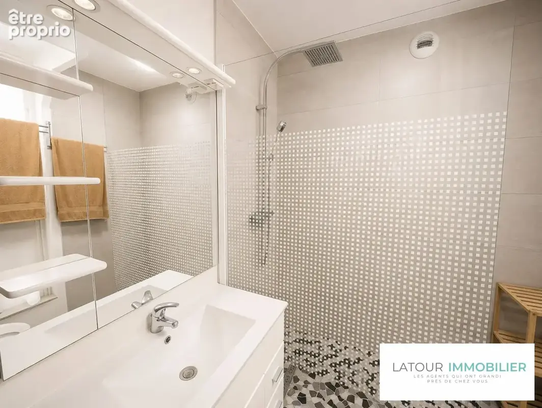 Appartement 50 m² à Bourgoin-Jallieu  - photo 6