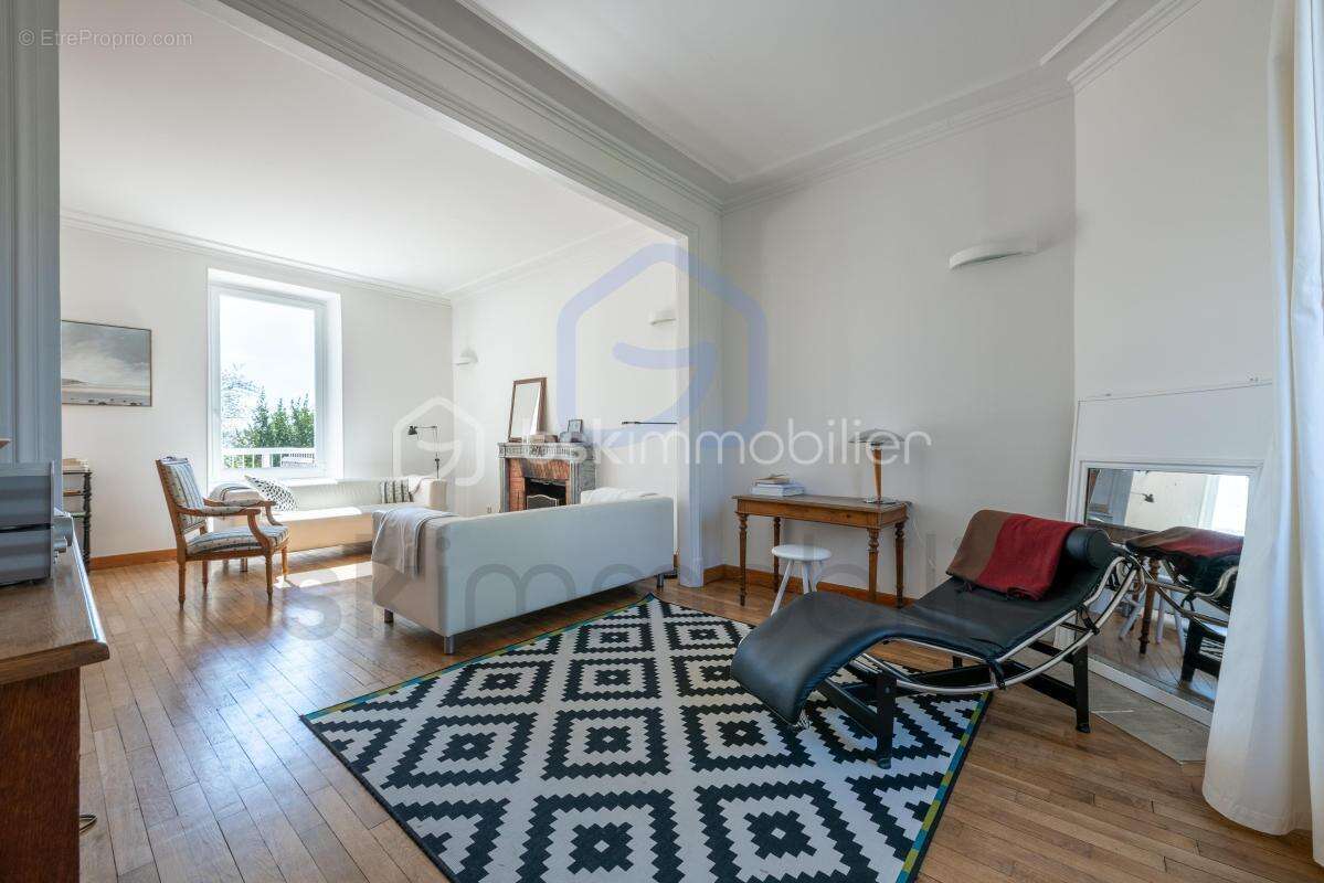 Maison de charme - 261m² - 7 chambres - photo 4