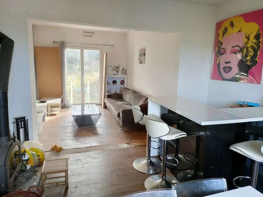 Maison à LA COQUILLE