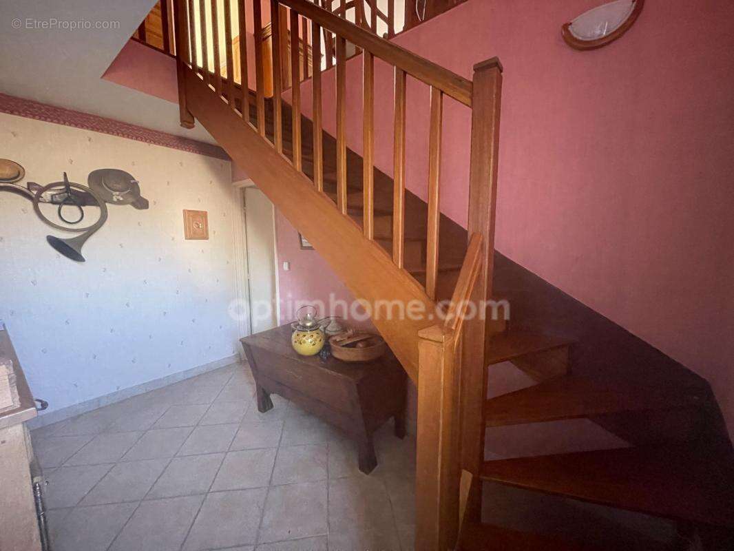 Maison individuelle 3 chambres sur 1900m2 de terrain clos - photo 7