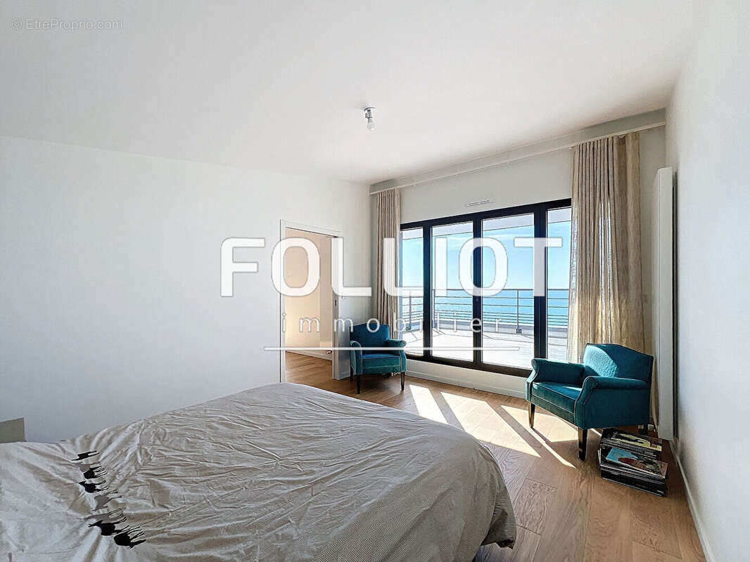 Maison à AGON-COUTAINVILLE