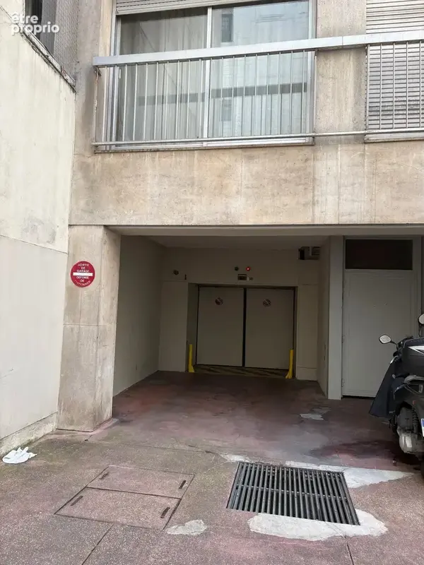 Paris 8ème - Hoche/ Beaucour - emplacement de parking au -2 - photo 4