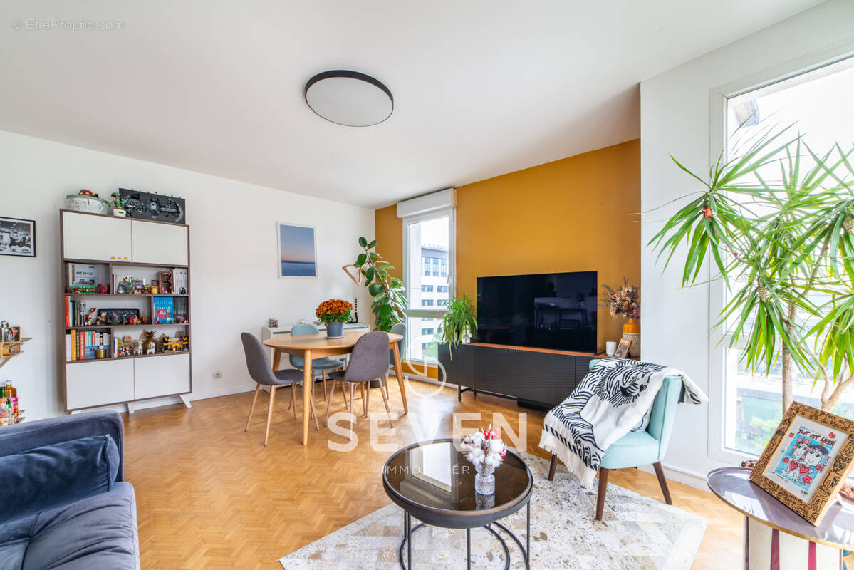 Appartement à CLICHY
