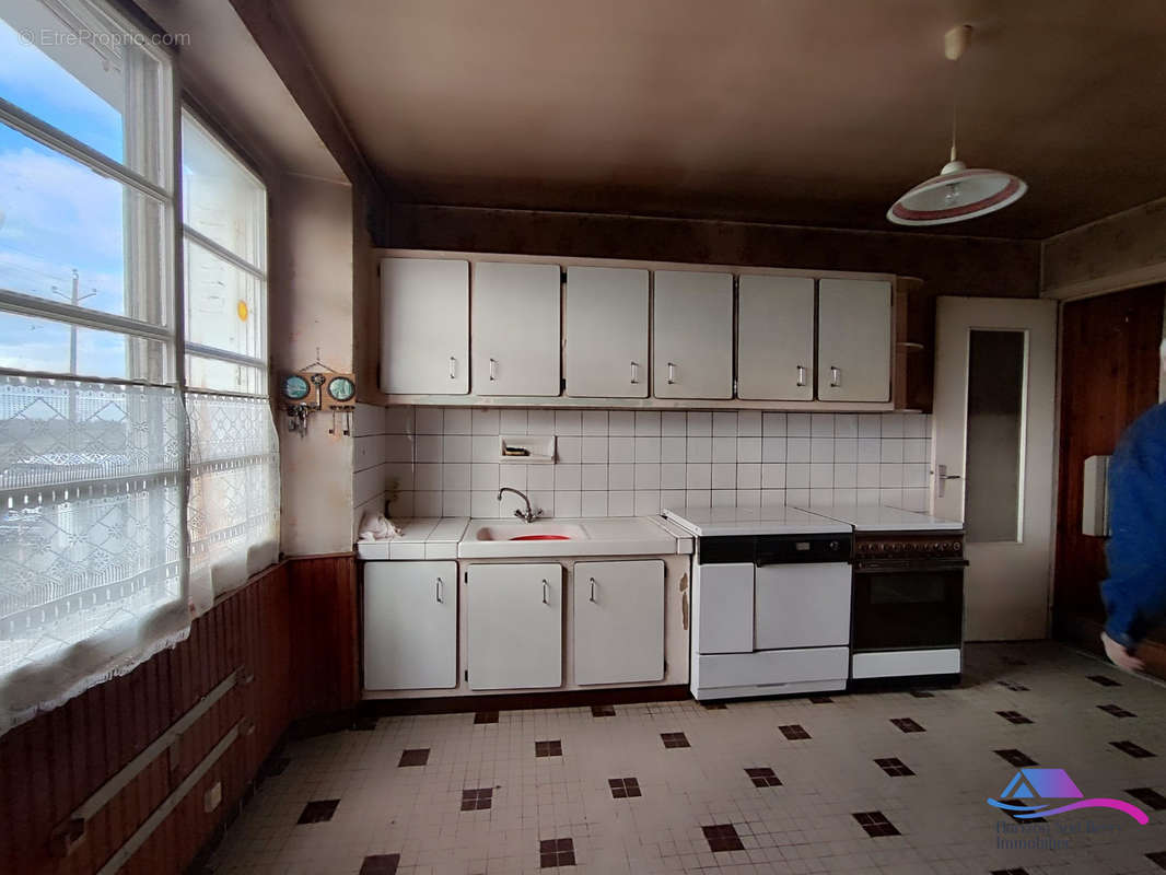 Maison à POULIGNY-NOTRE-DAME