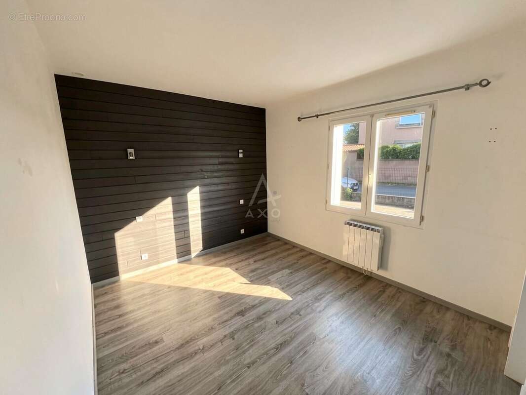 Maison 85 m² à Les Brouzils  - photo 6