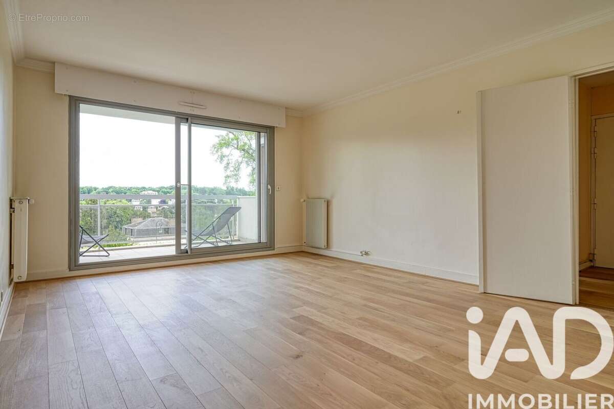 Photo 4 - Appartement à VILLE-D'AVRAY