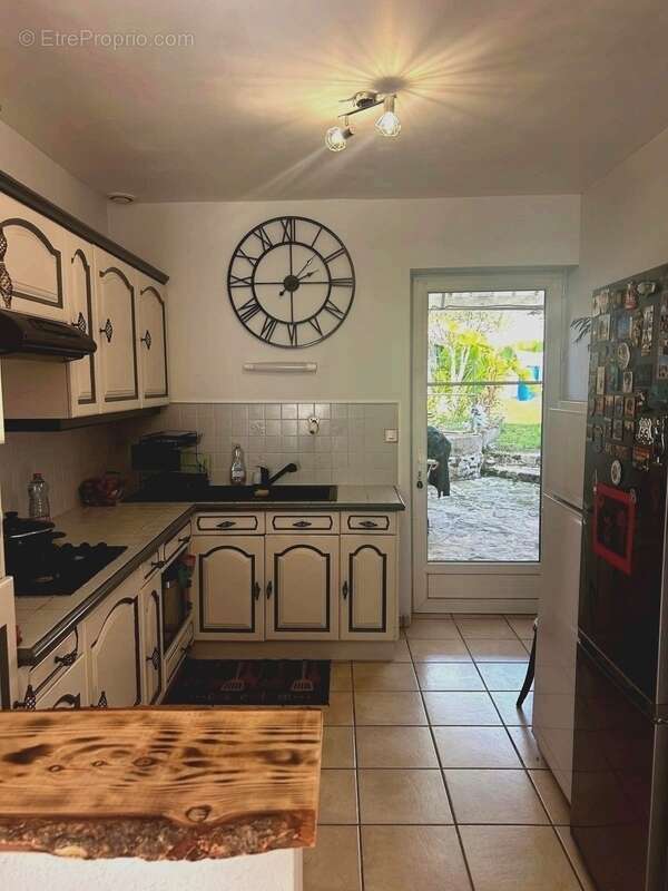 Maison à SAINT-SORNIN-LEULAC