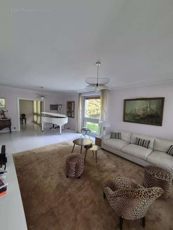 Appartement de standing de 108 m², 4 piéces, 2 chambres. - photo 7