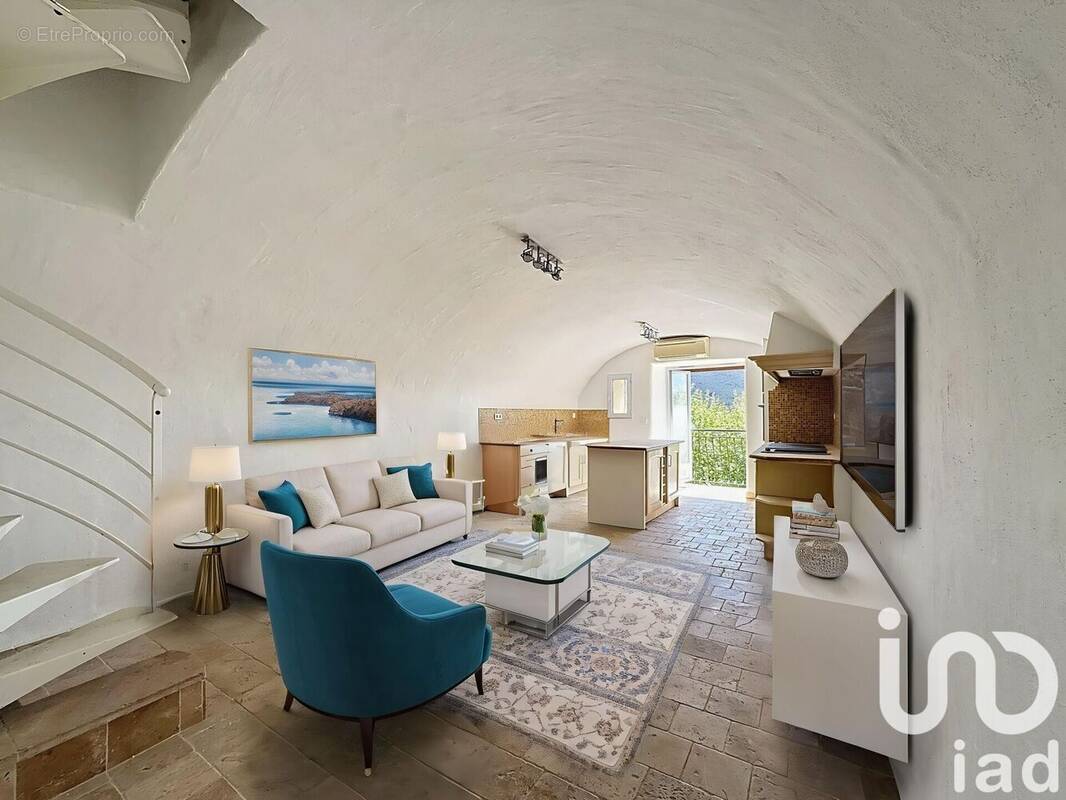 Photo 1 - Appartement à BAGNOLS-EN-FORET