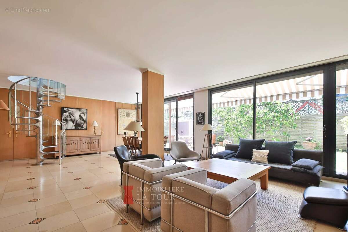 Appartement à BOULOGNE-BILLANCOURT