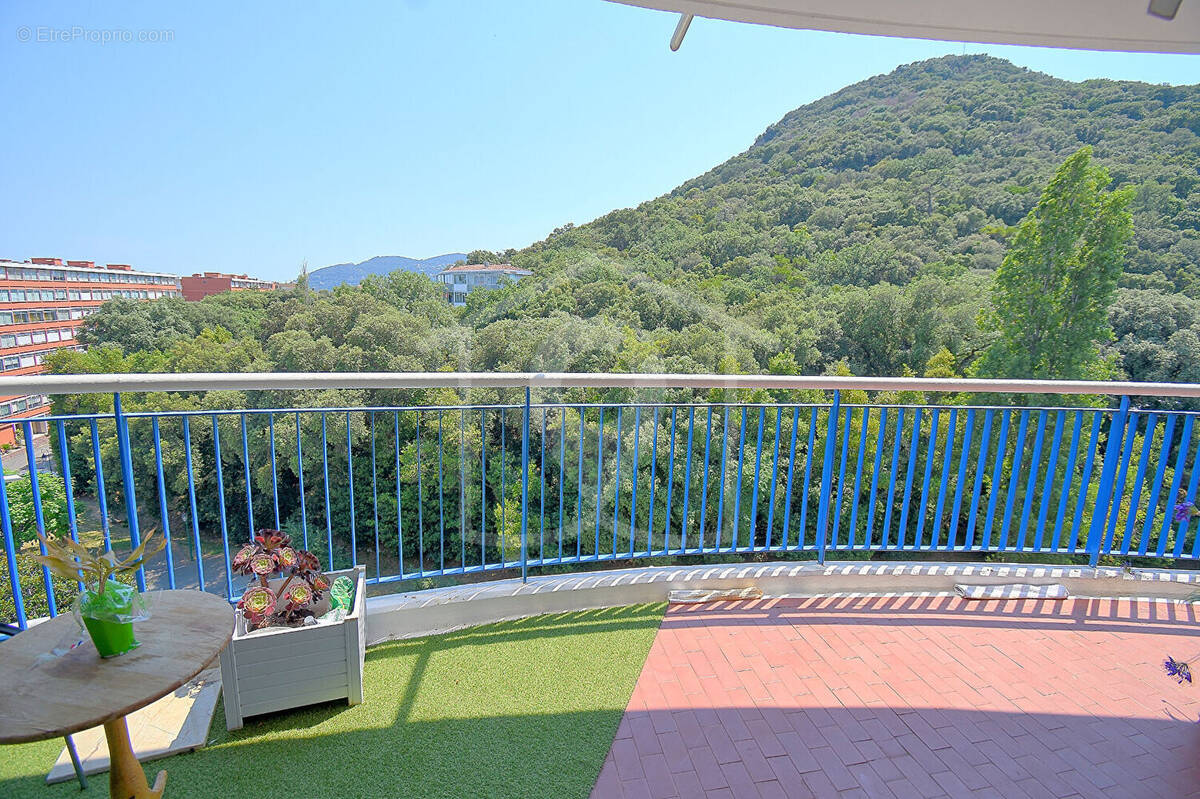 Appartement à MANDELIEU-LA-NAPOULE