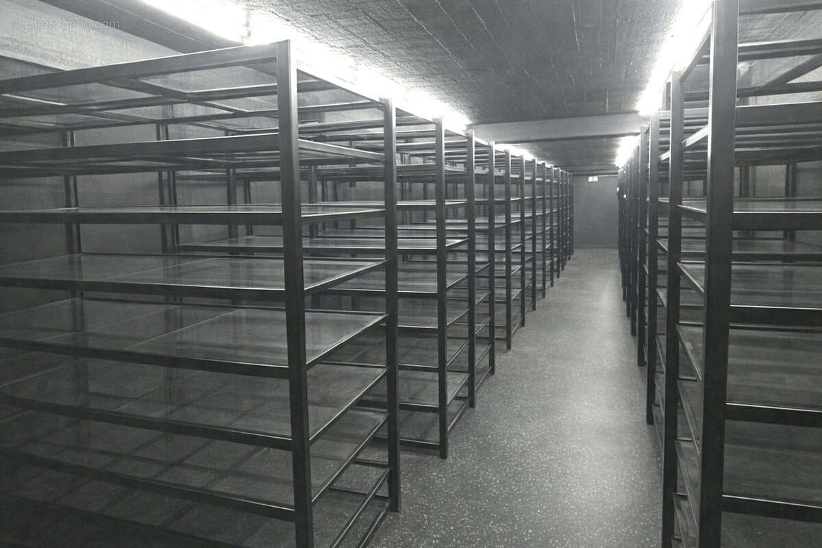 Commerce à LA GAUBRETIERE