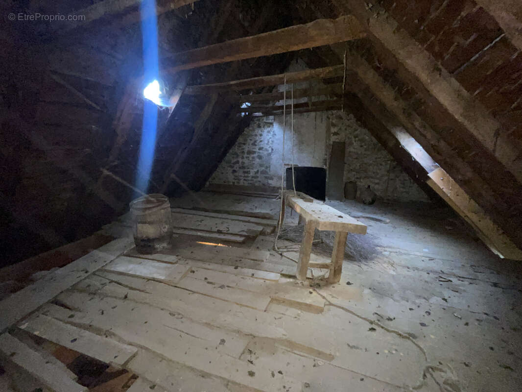 Maison à ROCHEFORT-MONTAGNE