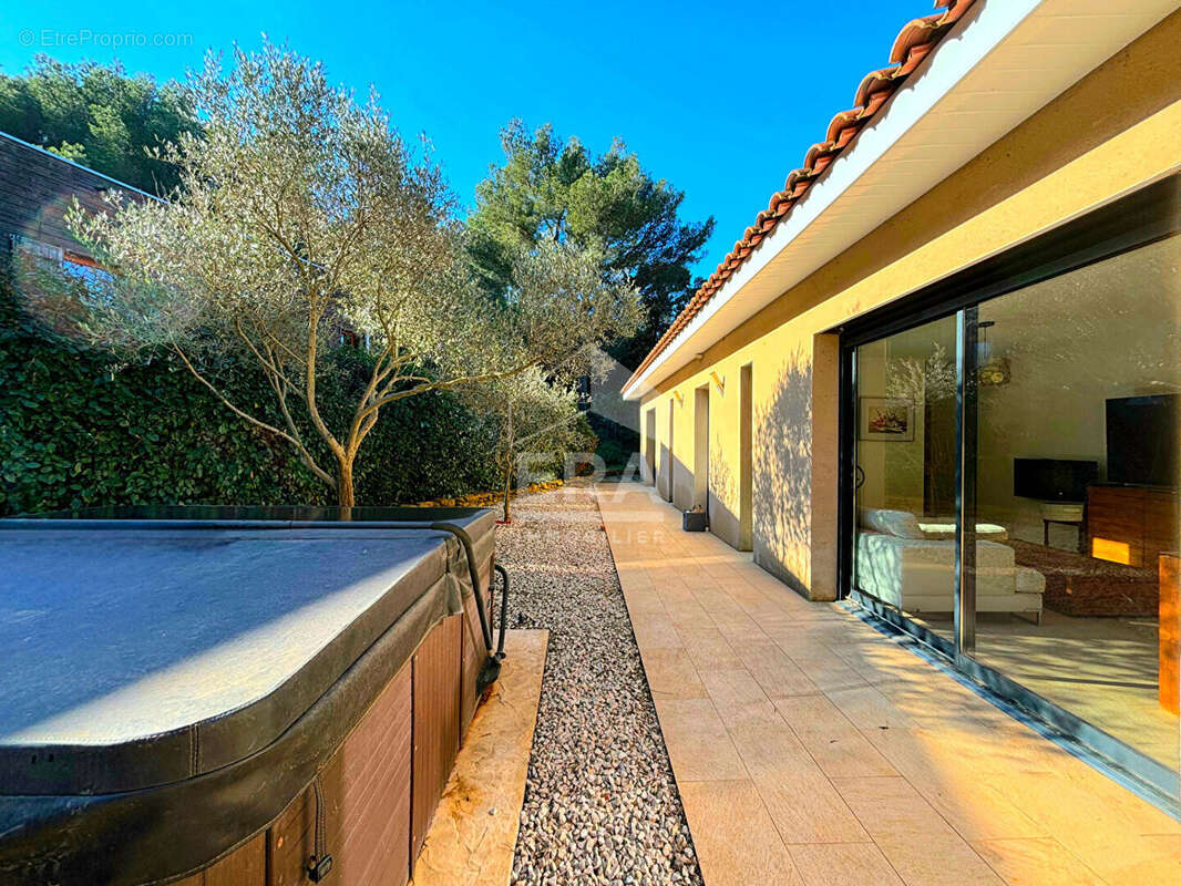 Maison à MARTIGUES