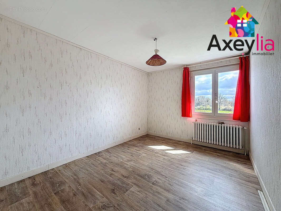 A vendre - secteur montrond les bains - maison individuelle avec terrain sans vis a vis - photo 7
