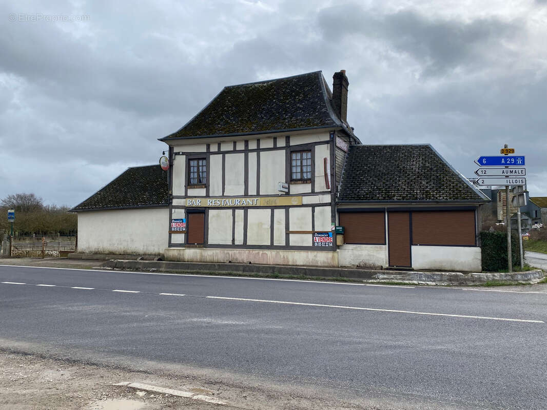 Maison à FLAMETS-FRETILS