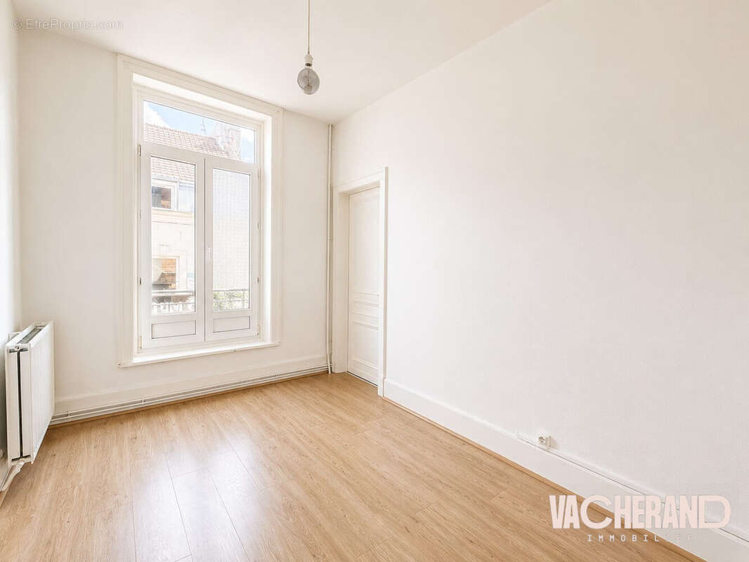Appartement 83 m² à Lille  - photo 4