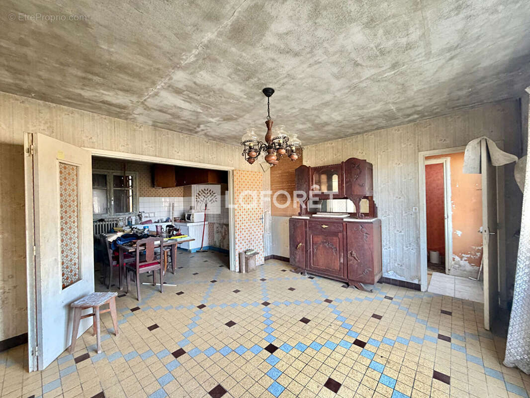 Maison à CHANU