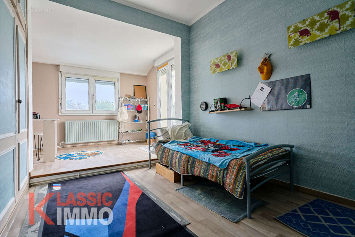Maison de 150 m² avec Appartement de 34 m², Garage et Jardin - photo 10