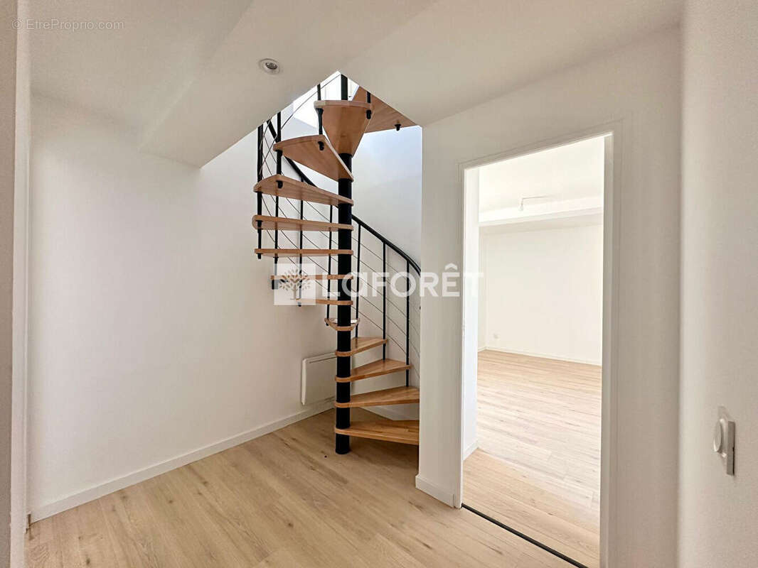 Maison de ville Courseulles Sur Mer 4 pièces 67.11 m2 Carrez - photo 4