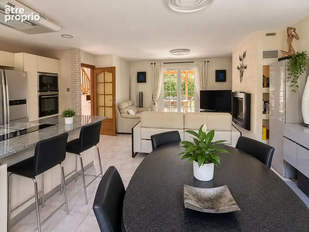 Maison à vendre 5 pièces VAUX SUR SEINE (78) - garage - dépendances - jardin - cuisine d'été - photo 6