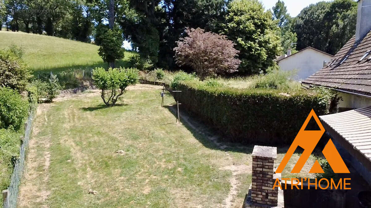 Maison 135 m² à Vezac  - photo 4