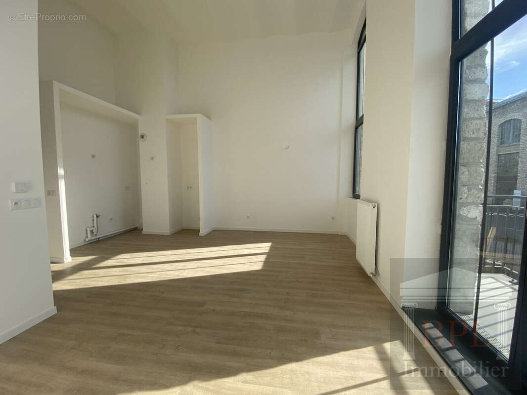 Appartement à CHAMPAGNE-SUR-SEINE