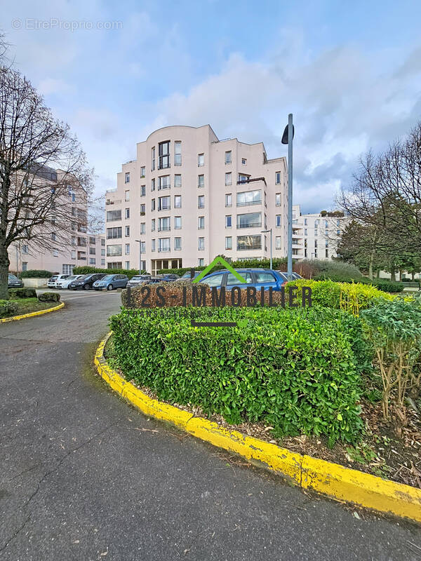 Appartement à ERMONT