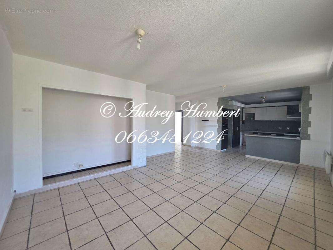 EXCLUSIVITE, MANOSQUE, BEL APPARTEMENT avec balcon, loggia et vue dégagée,  3/4 pièces de 67 m2 quartier et vue Mont d'Or - photo 10