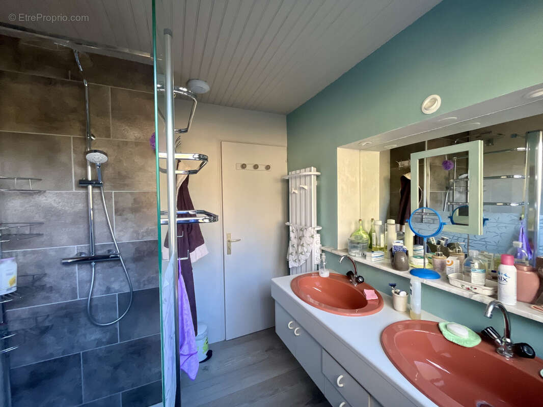 Maison à VIER-BORDES