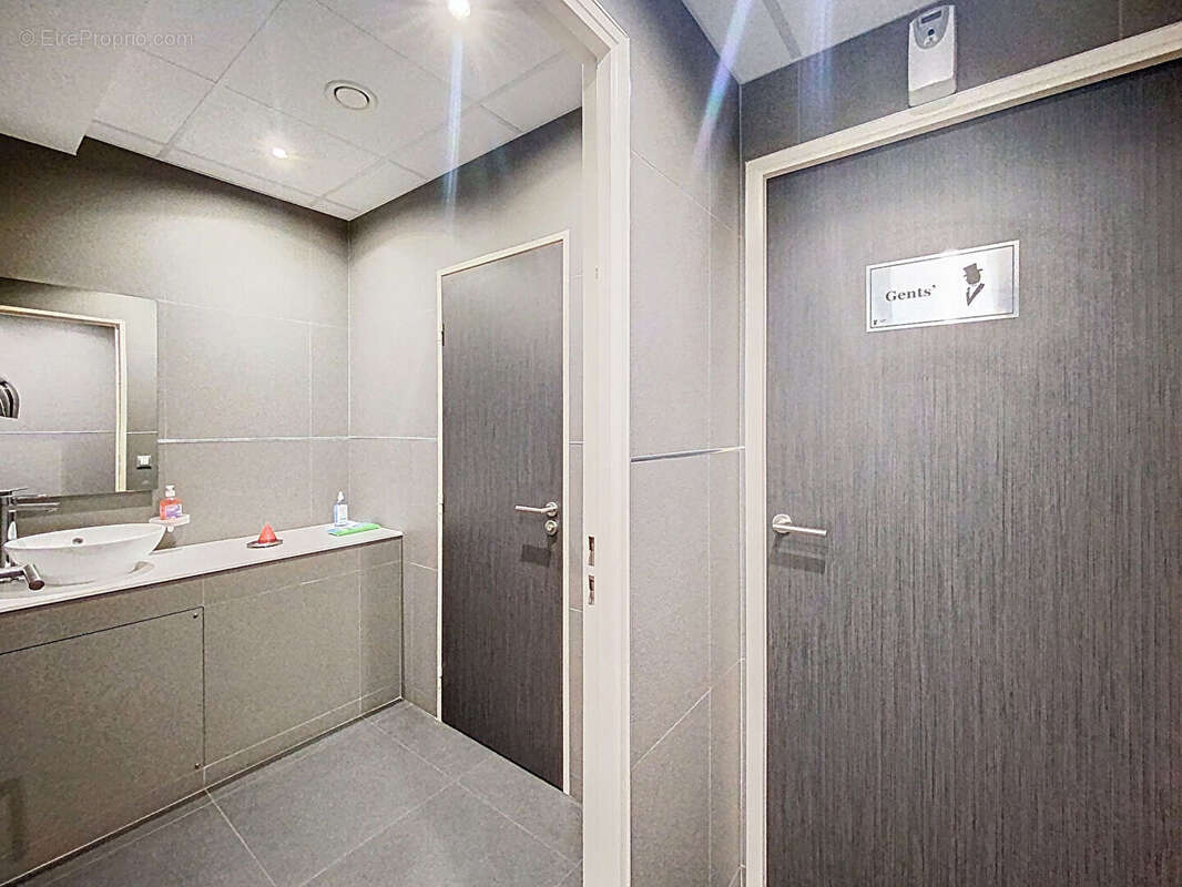 Commerce à BUSSY-SAINT-GEORGES