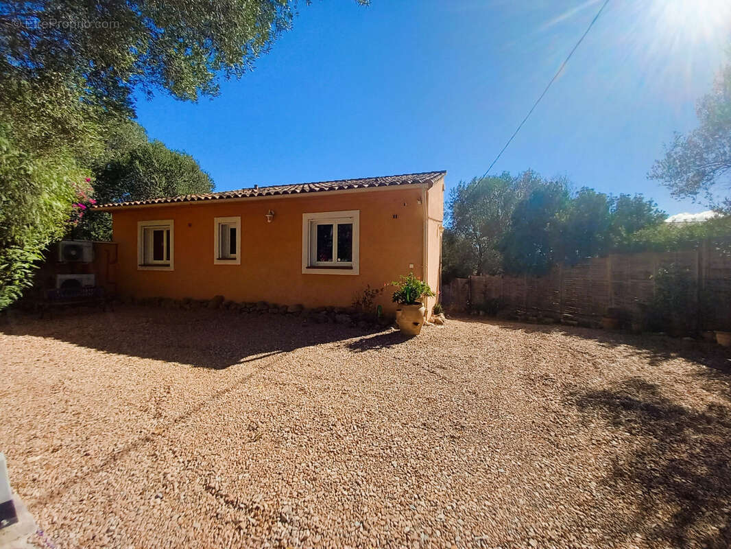 Maison à PORTO-VECCHIO