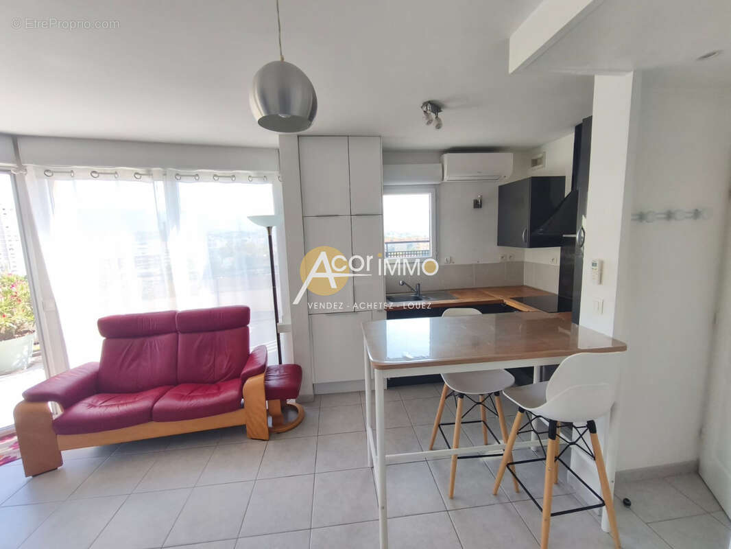Chateaubanne - t2 toit terrasse + garage - photo 9