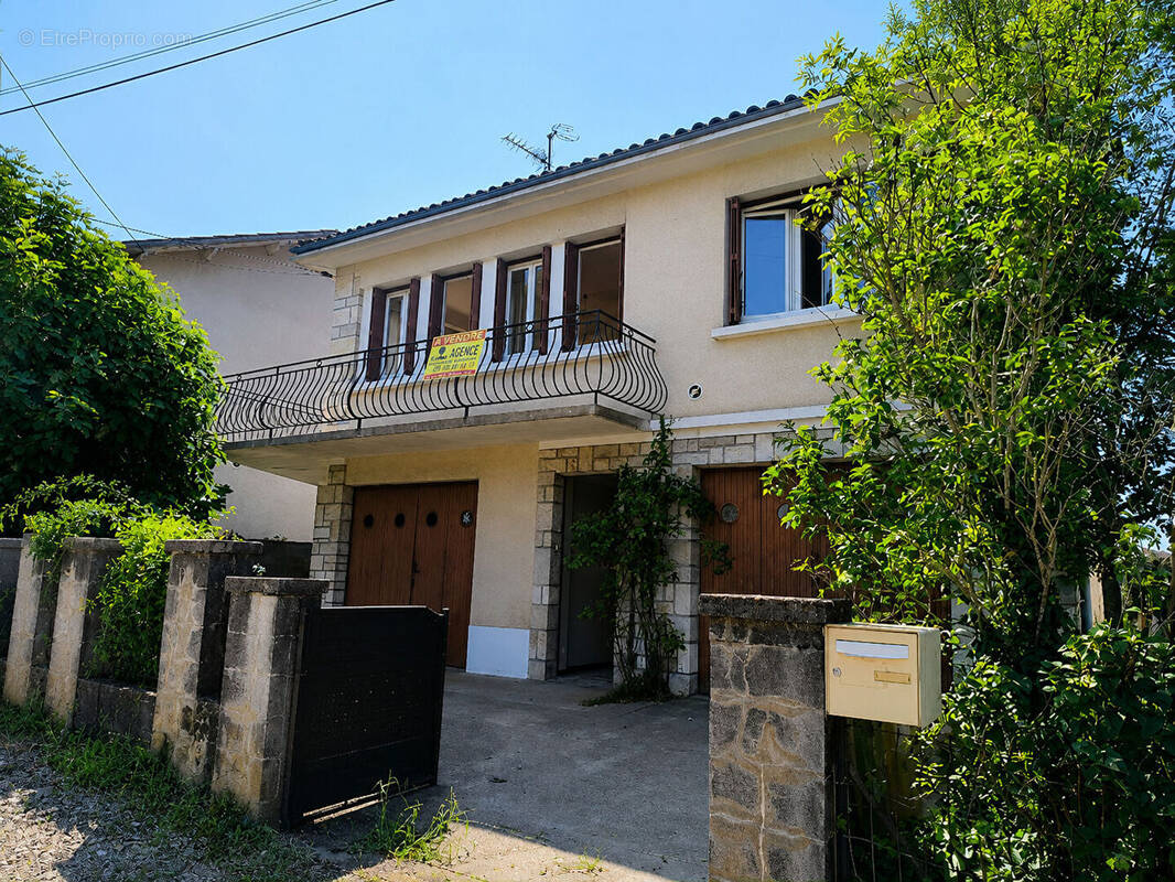 Maison Capdenac Gare 2 logements - photo 1