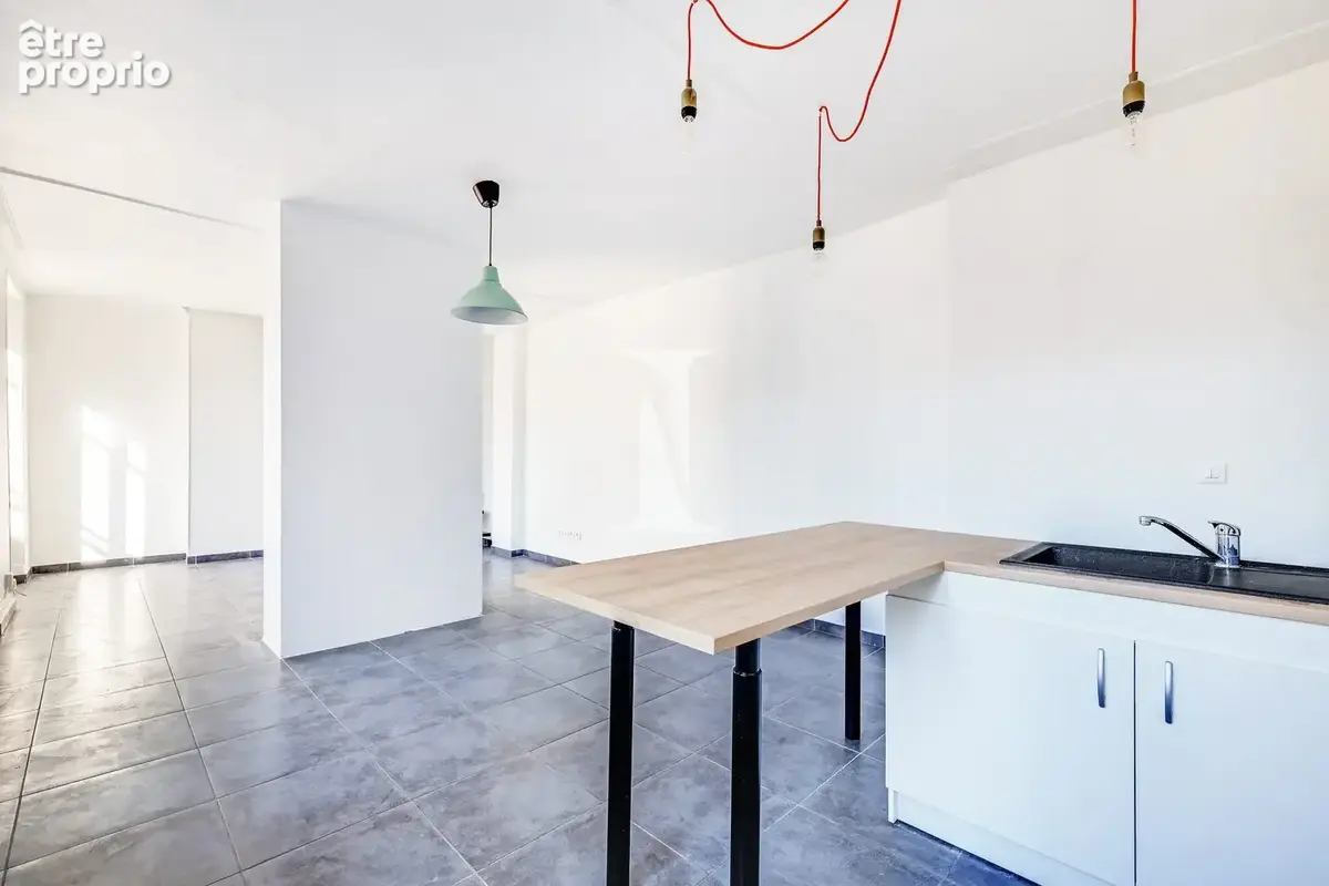 Appartement 45 m² à Paris-20e  - photo 2