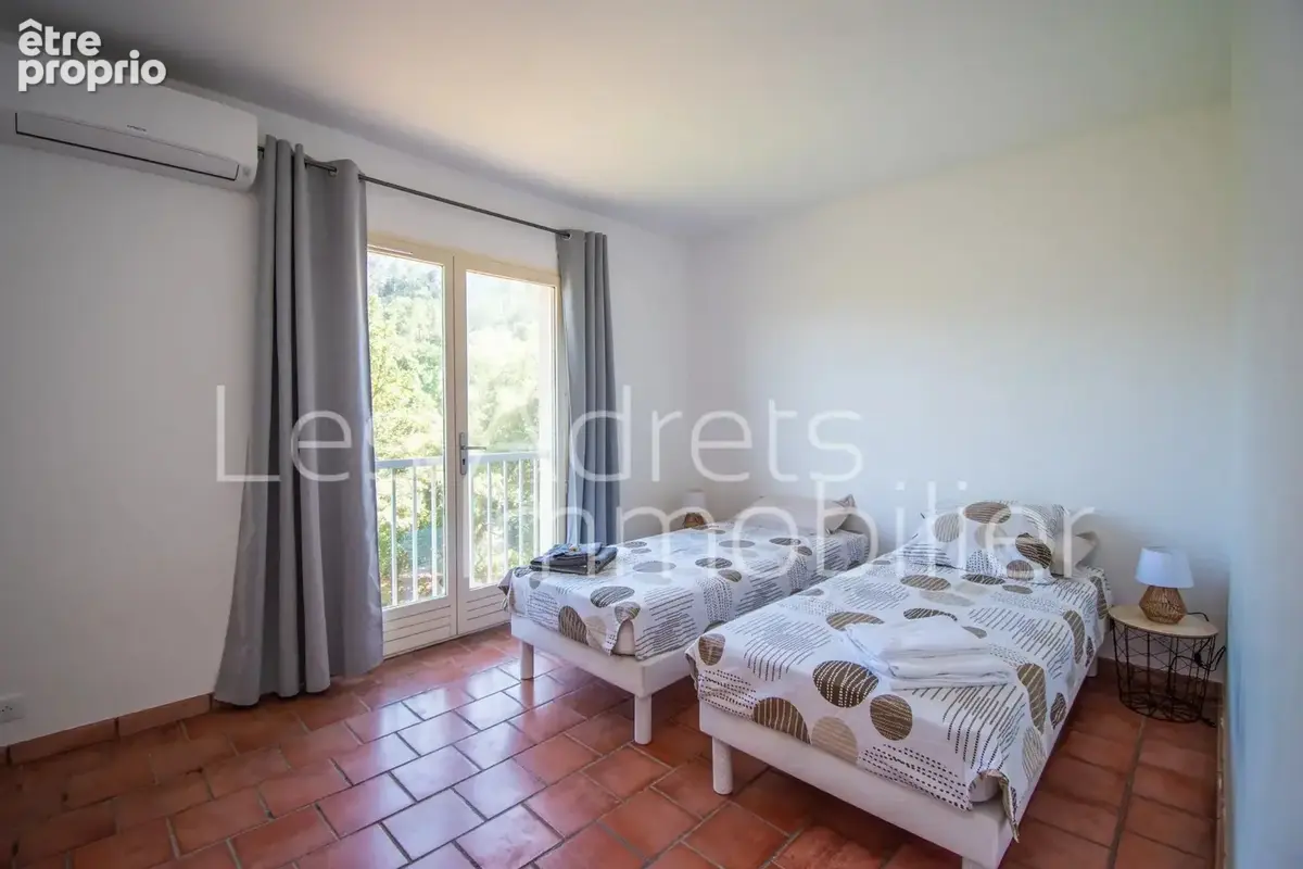 Propriété avec 3 logements dans l'Estérel - photo 14